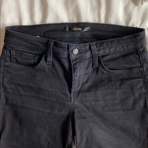Joe’s jeans - black “the skinny” fit size 28